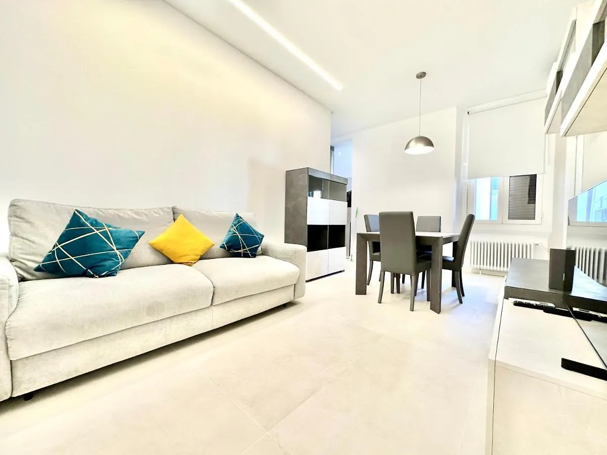 Be-C0 Centrale Luxury & Family Apt Milán